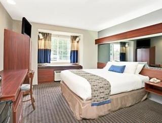 Microtel Inn & Suites By Wyndham Roseville/Detroi Detroit Exterior foto